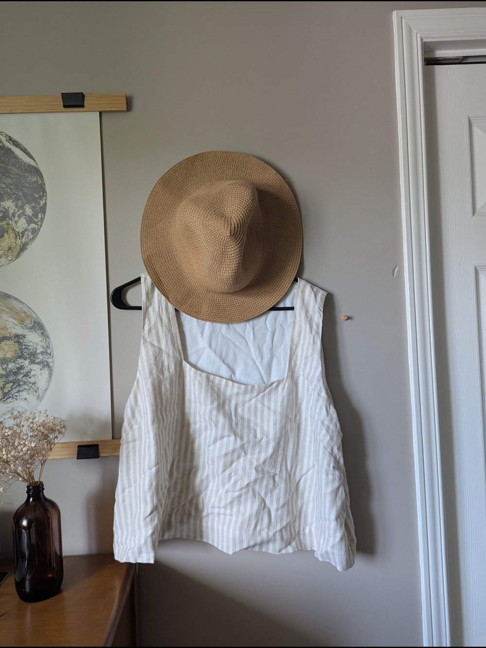 Abercrombie & Fitch Cream and Beige Striped Sleeveless Tank